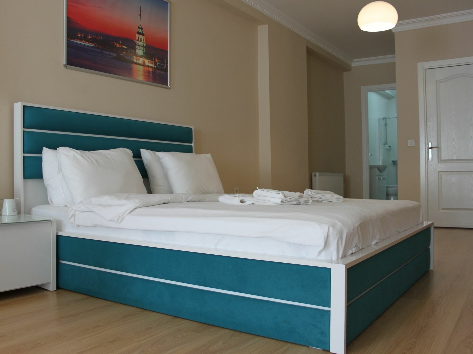 Tt Guest Rooms Истанбул Екстериор снимка